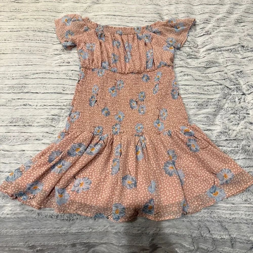 Pink Floral Flattering Stretchy Dress Medium